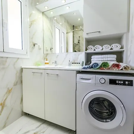 Gusta * Corfu (city)